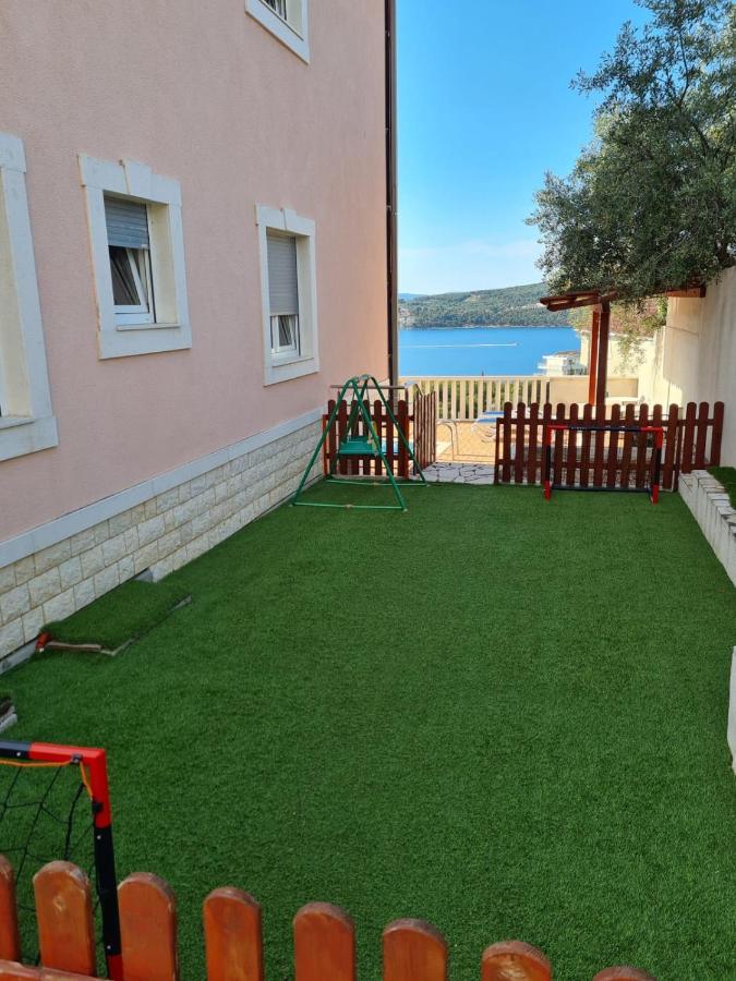 Villa Luciana Trogir Buitenkant foto