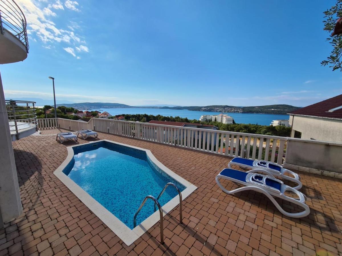 Villa Luciana Trogir Buitenkant foto
