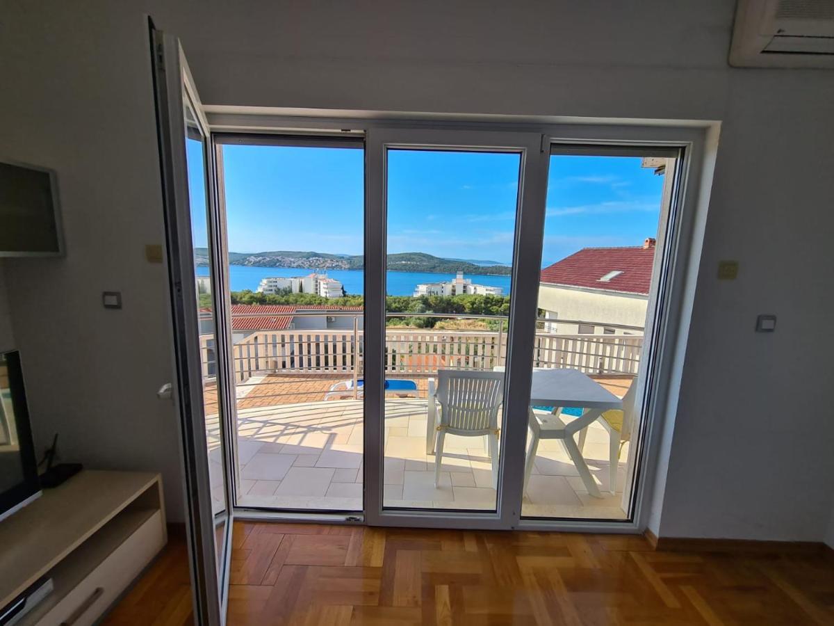 Villa Luciana Trogir Buitenkant foto