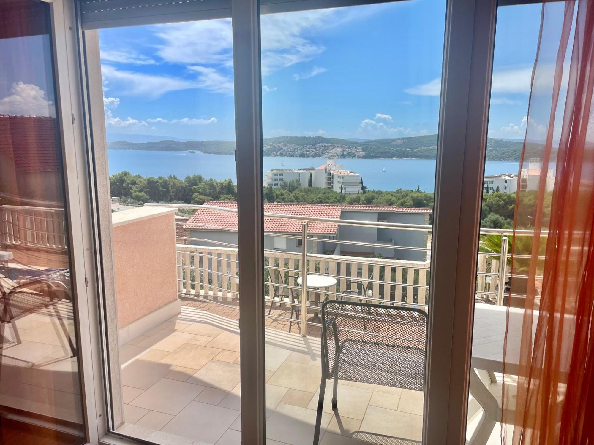 Villa Luciana Trogir Buitenkant foto