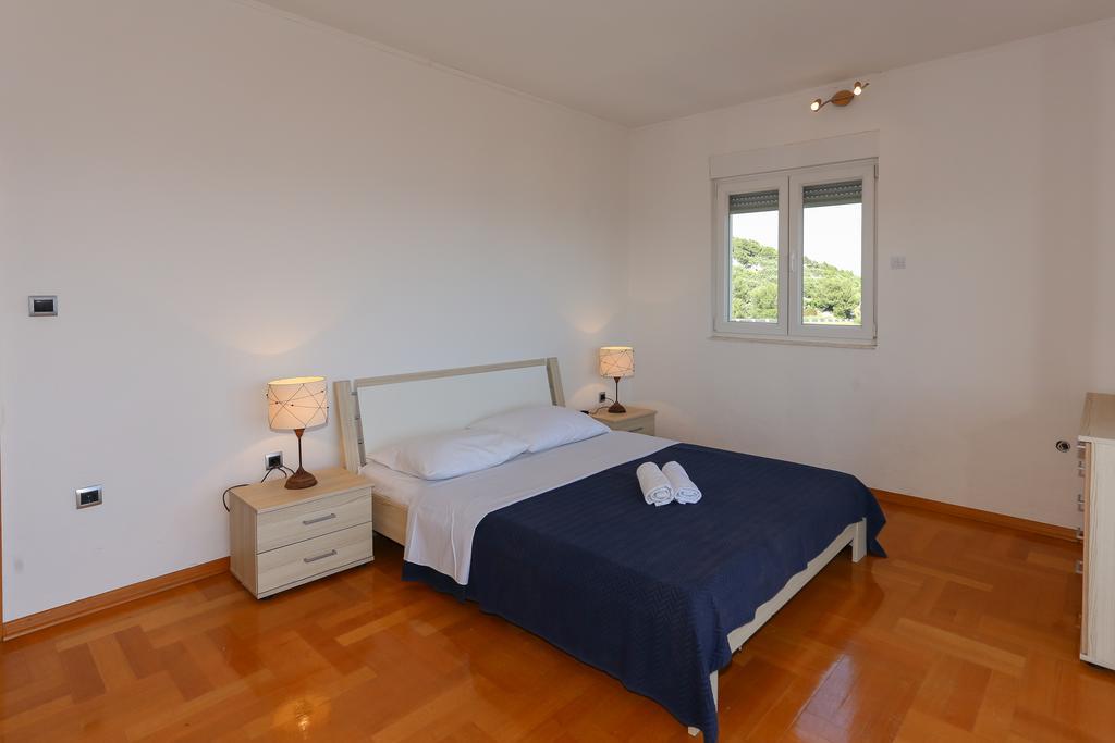 Villa Luciana Trogir Buitenkant foto
