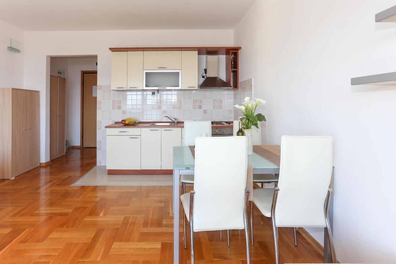 Villa Luciana Trogir Buitenkant foto